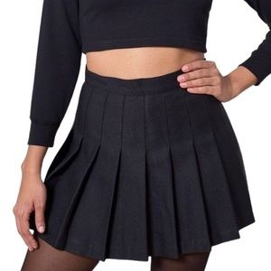 AMERICAN APPAREL Pleated Mini Tennis Skirt - Size M, Colour: Black